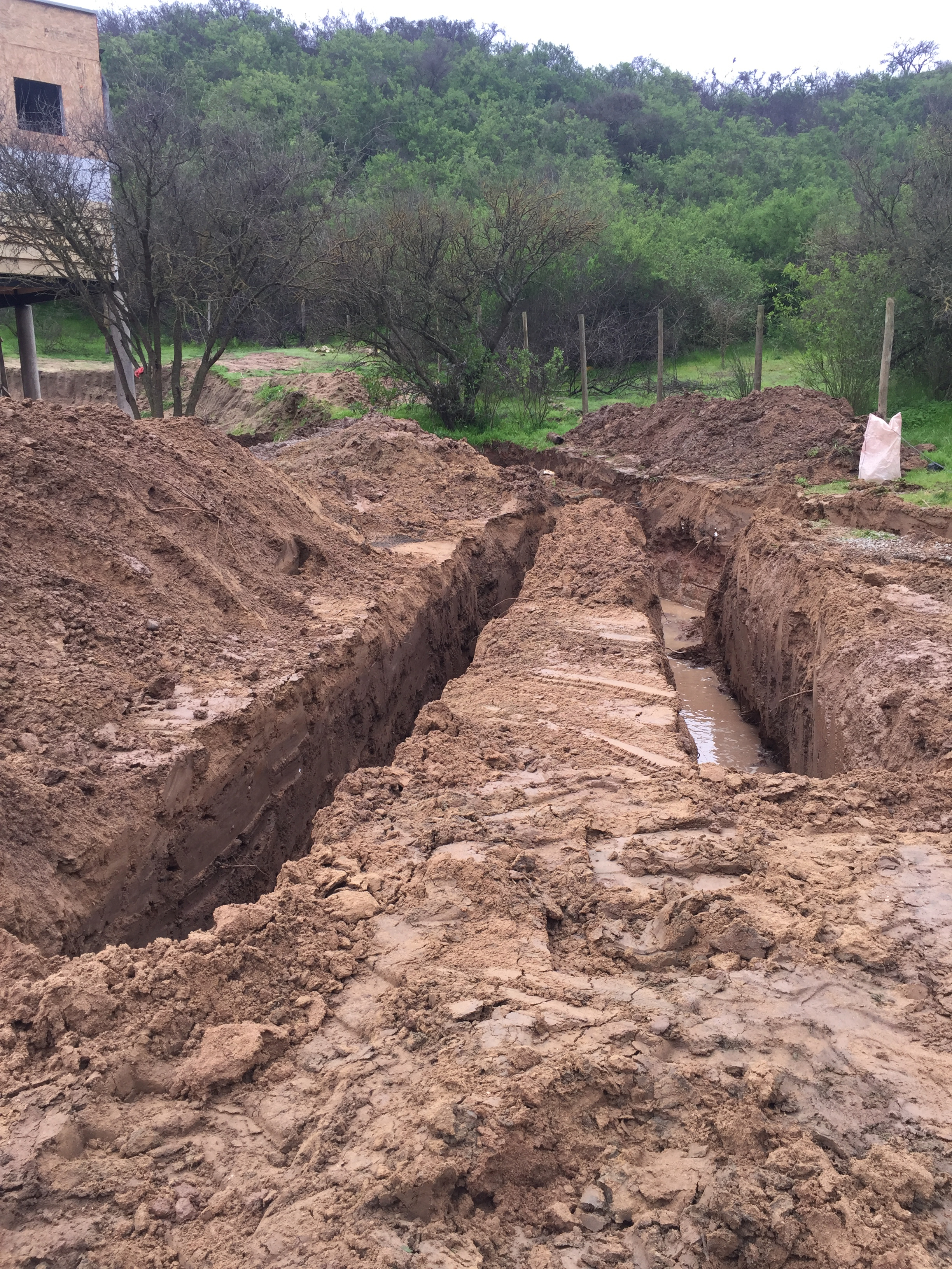 Excavación de fundaciones en terreno